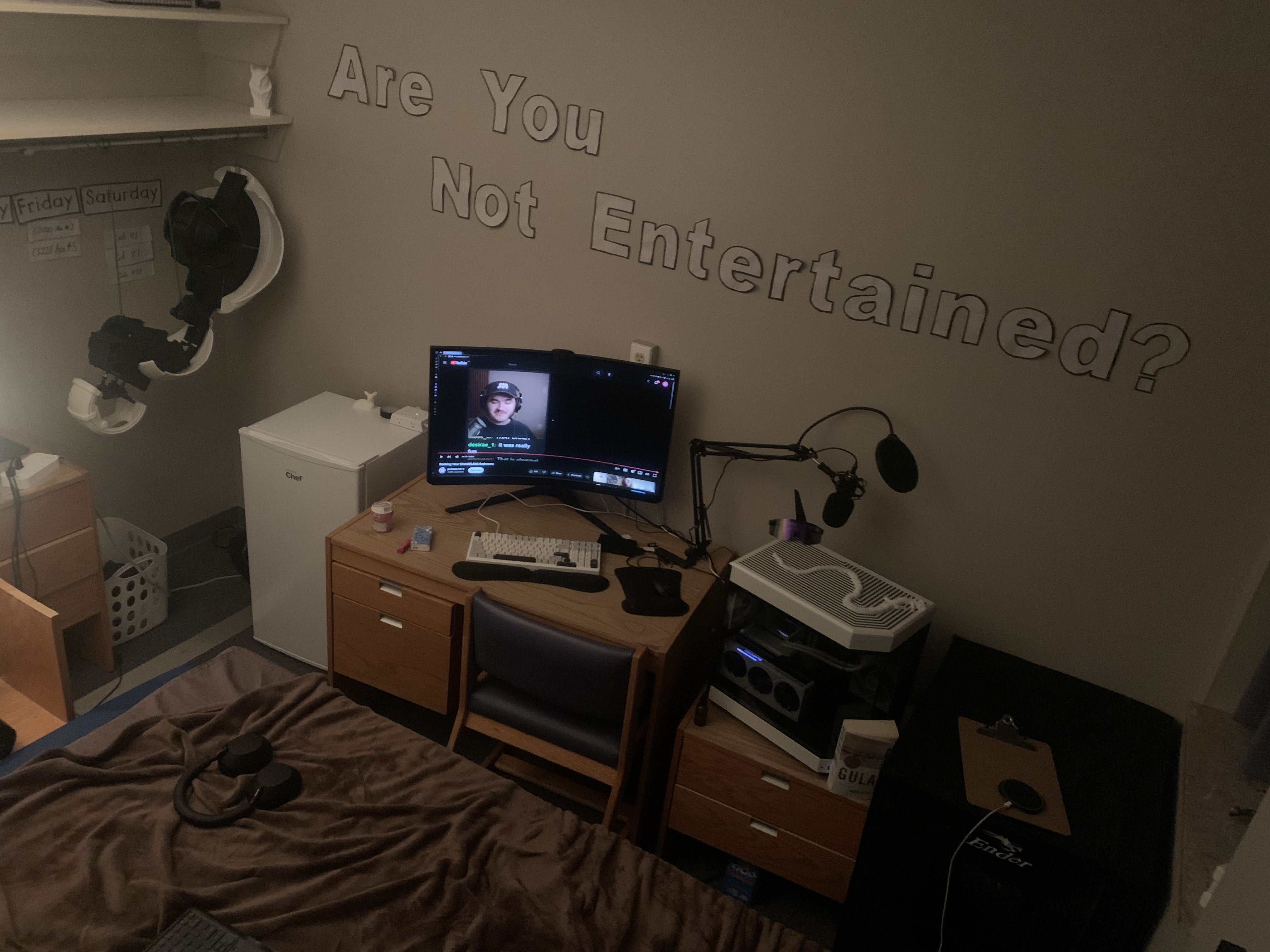 Residence room desk setup with custom PC and GLaDOS model